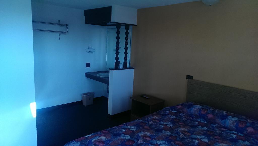 Airport Lodge 위치토 객실 사진